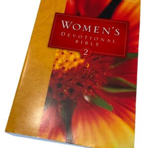 NIV Women's Devotional Bible 1996 Yellow Paperback 1984