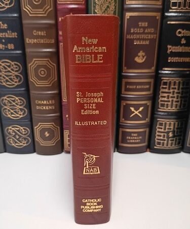 St Joseph New American Bible Personal Size Catholic Leather Gilt Edges Boxed LN